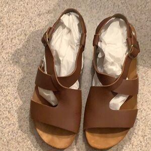 El Naturalista Zumba NF46 leather sandle, great for that getaway, cork bottom